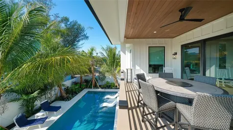 307 62nd Street Holmes Beach FL 34217