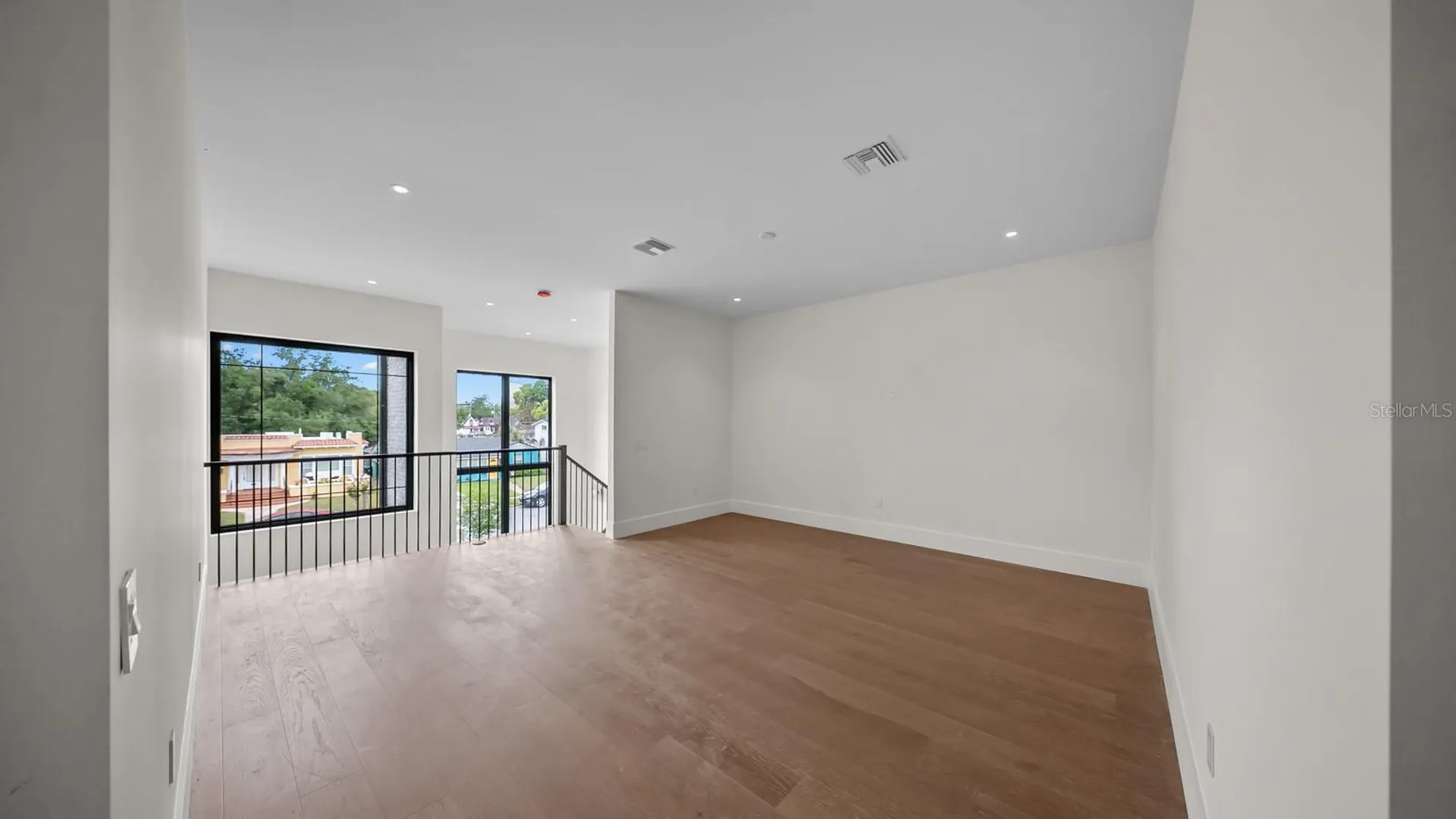 1833 Baylarian Boulevard Orlando FL 32806