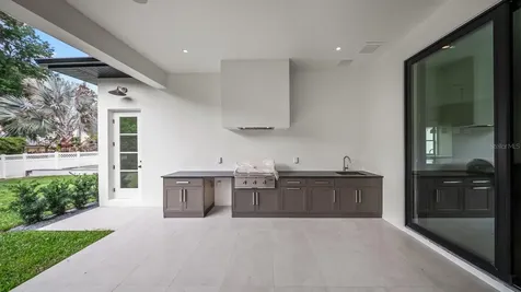 1833 Baylarian Boulevard Orlando FL 32806