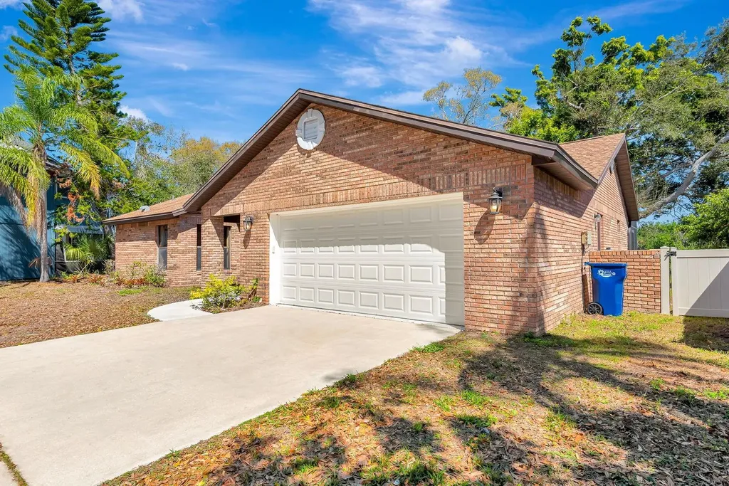 5017 80th Avenue Circle E Sarasota FL 34243