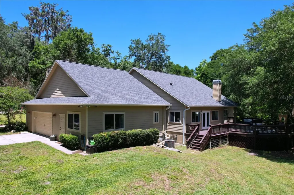 16224 Iola Woods Trail Dade City FL 33523