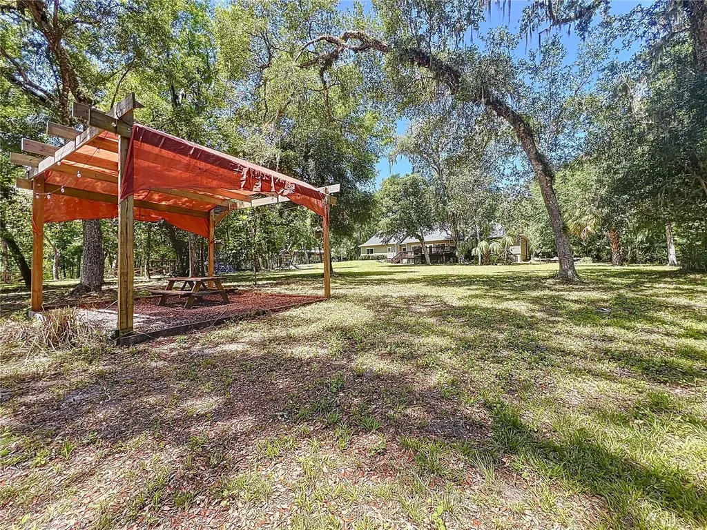 16224 Iola Woods Trail Dade City FL 33523