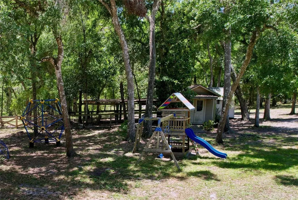 16224 Iola Woods Trail Dade City FL 33523