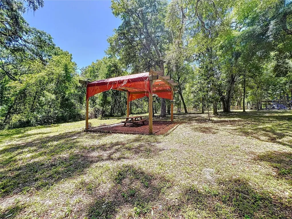 16224 Iola Woods Trail Dade City FL 33523