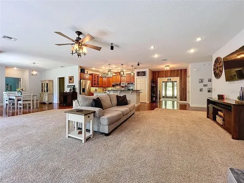 16224 Iola Woods Trail Dade City FL 33523