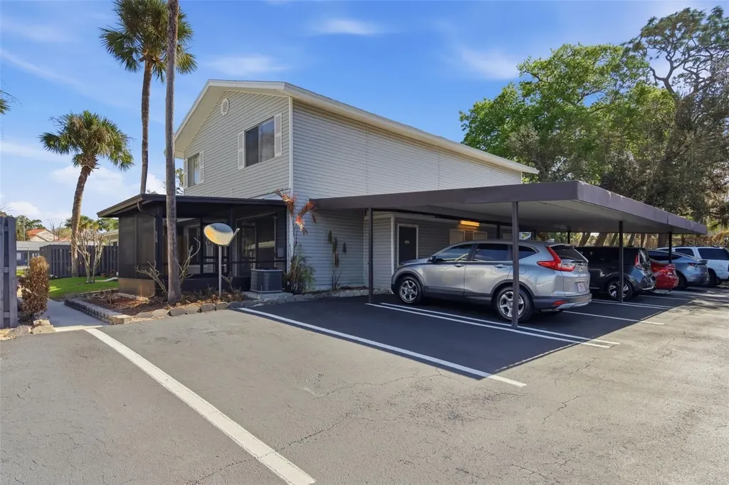 526 Heatherton Village Altamonte Springs FL 32714