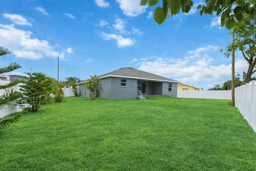 6336 Florida Circle W Apollo Beach FL 33572