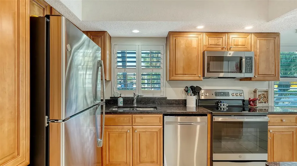 1001 Benjamin Franklin Drive Sarasota FL 34236