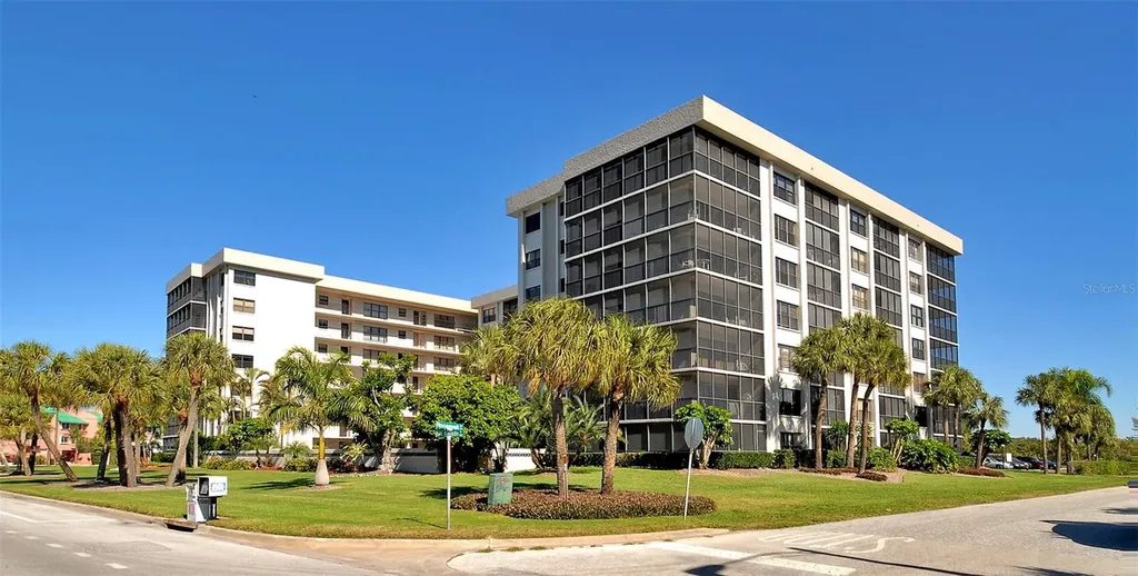1001 Benjamin Franklin Drive Sarasota FL 34236