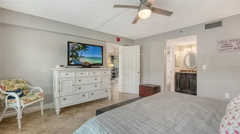 1001 Benjamin Franklin Drive Sarasota FL 34236
