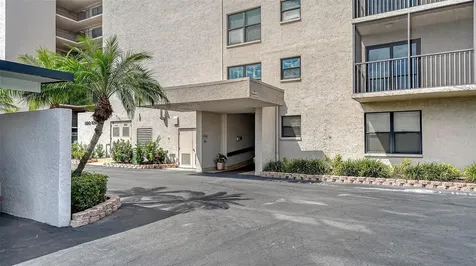 1001 Benjamin Franklin Drive Sarasota FL 34236
