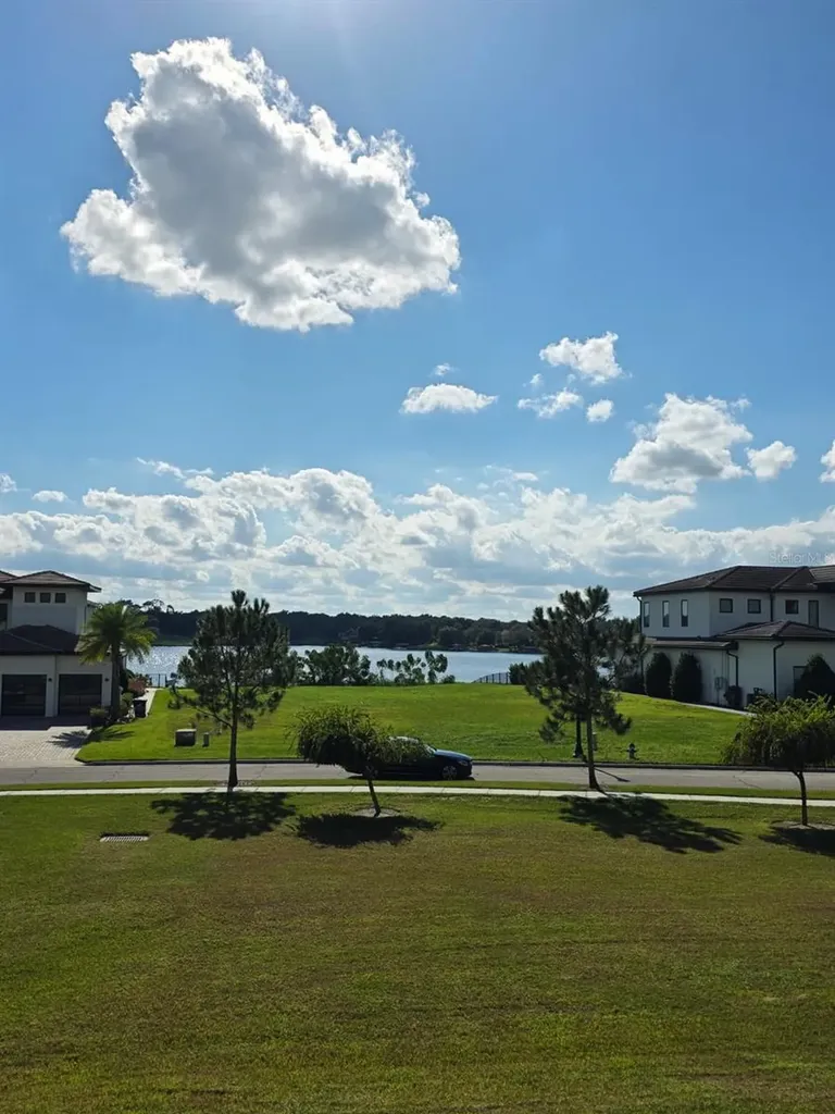 1330 Lake Olivia Windermere FL 34786