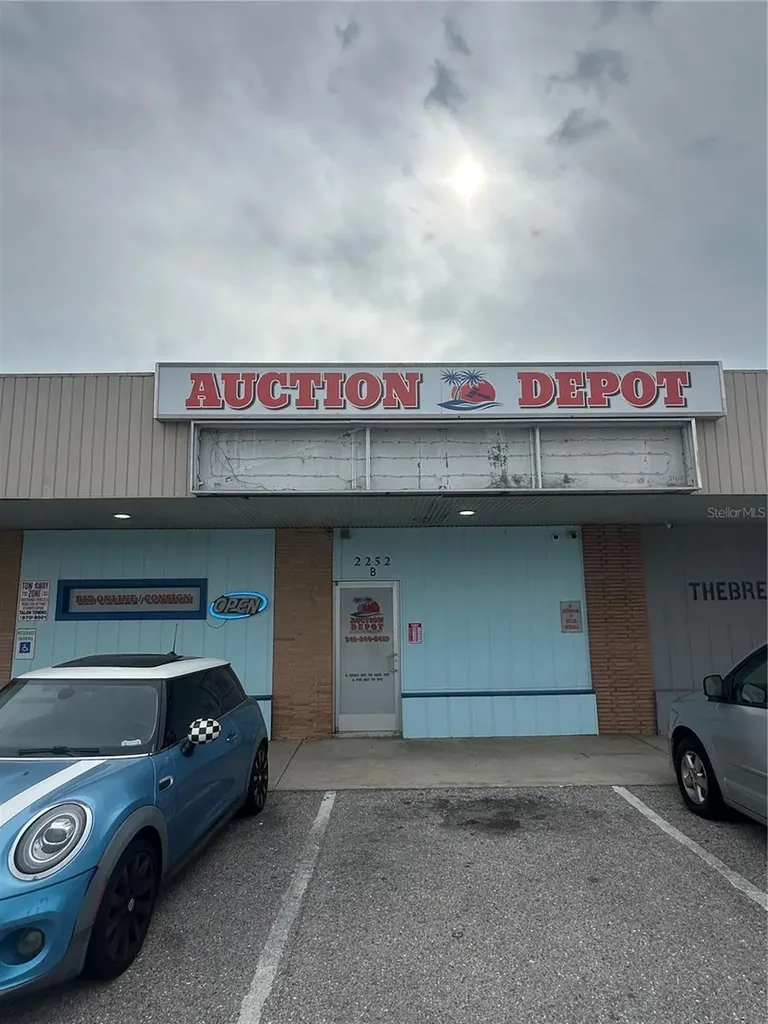 2252 S Tamiami Trail Venice FL 34293