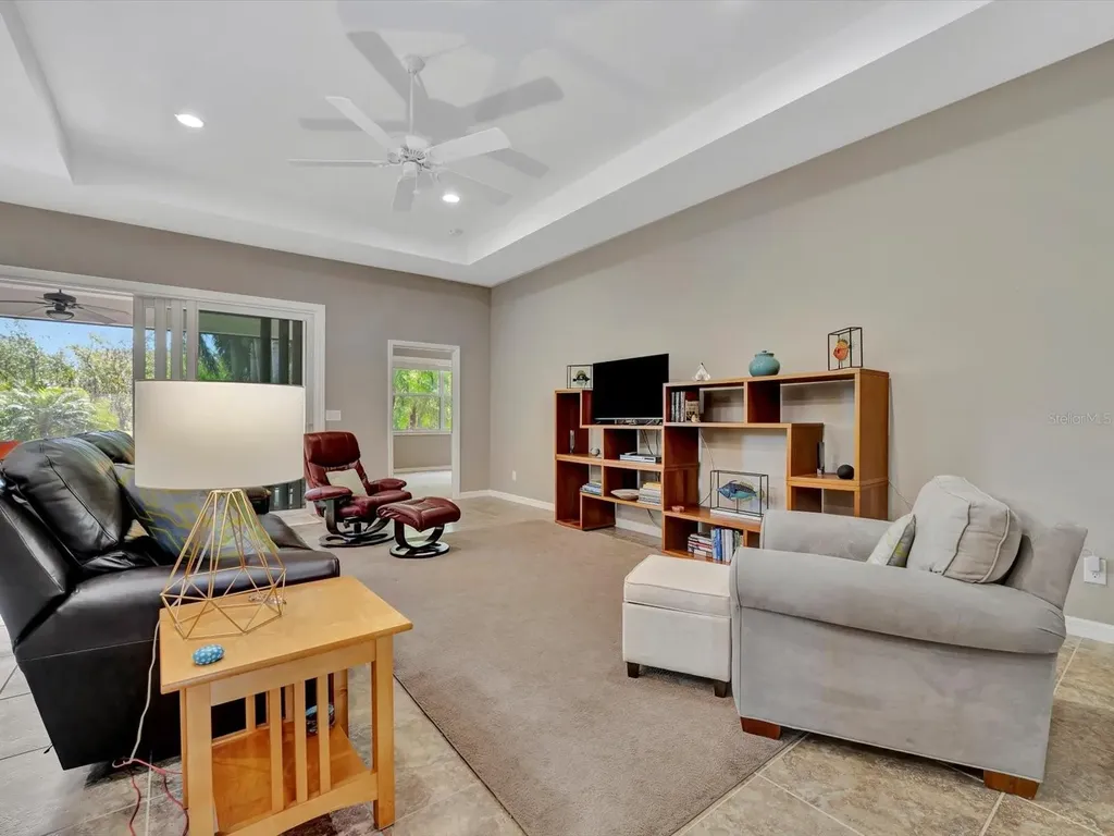 5009 Lake Overlook Avenue Bradenton FL 34208