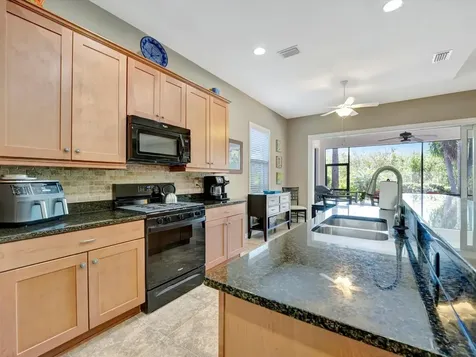 5009 Lake Overlook Avenue Bradenton FL 34208