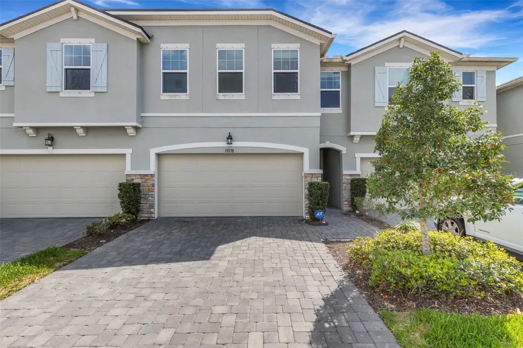 19298 Blue Pond Drive Lutz FL 33558