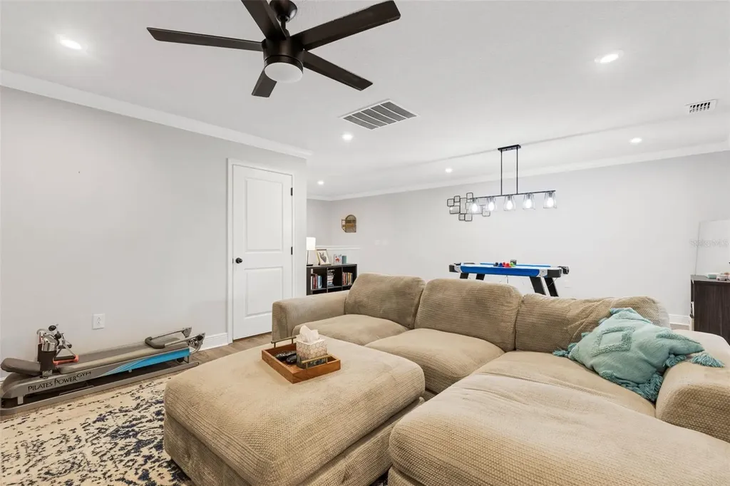 19298 Blue Pond Drive Lutz FL 33558