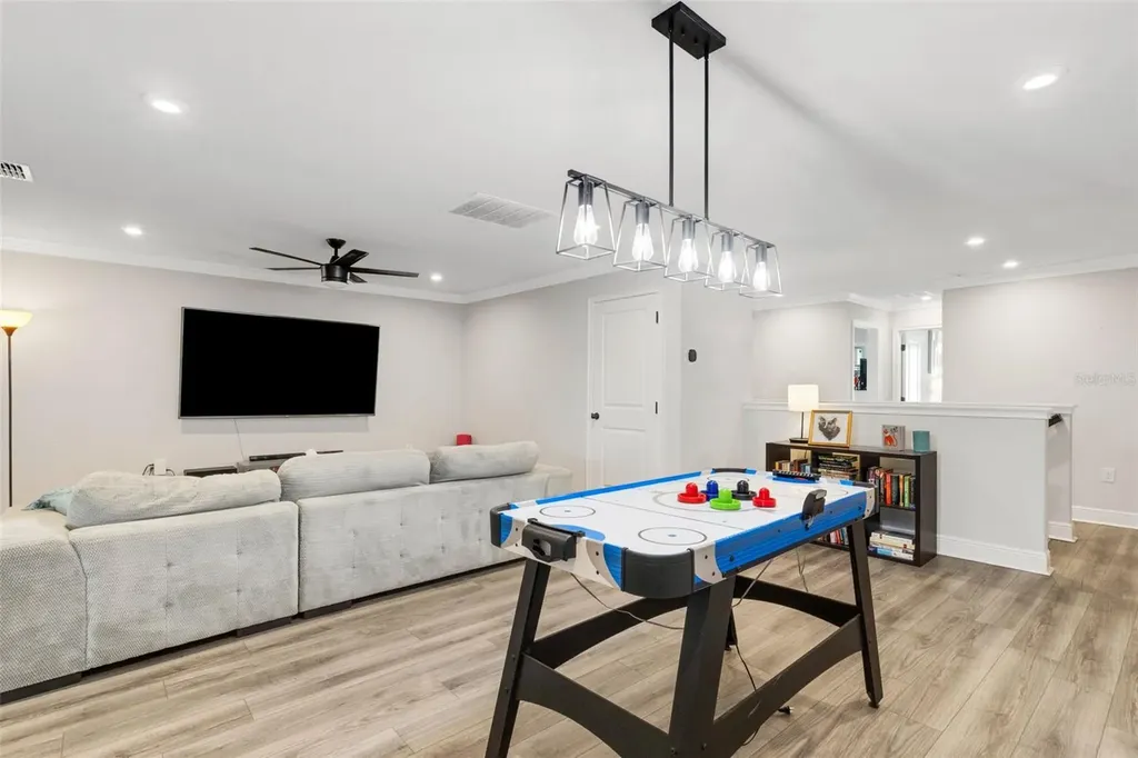 19298 Blue Pond Drive Lutz FL 33558