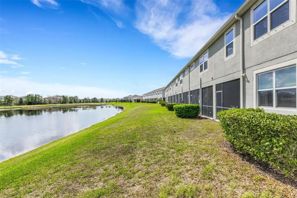 19298 Blue Pond Drive Lutz FL 33558