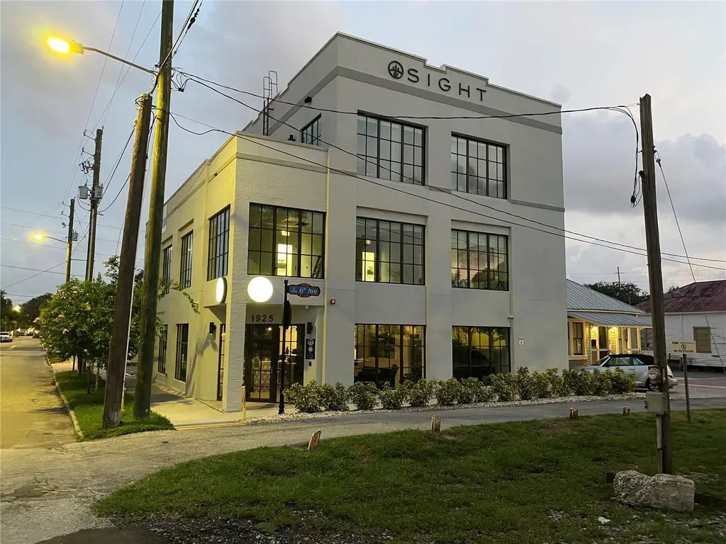1919 E 6th Avenue Tampa FL 33605