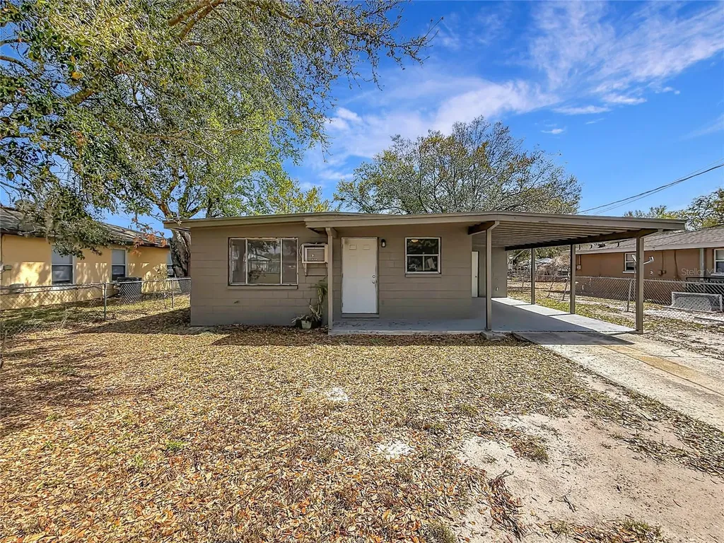319 Leta Street Auburndale FL 33823