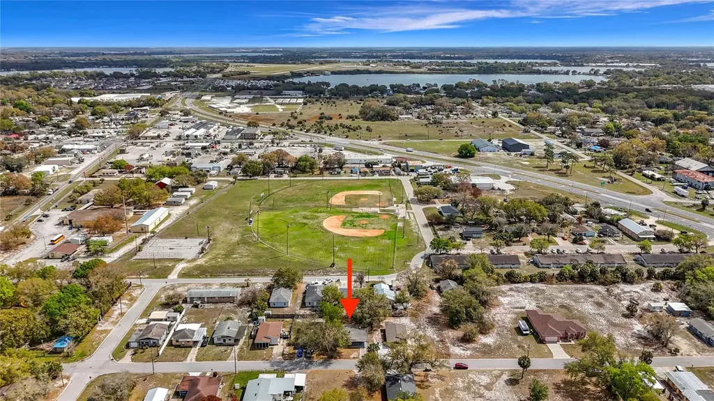 319 Leta Street Auburndale FL 33823
