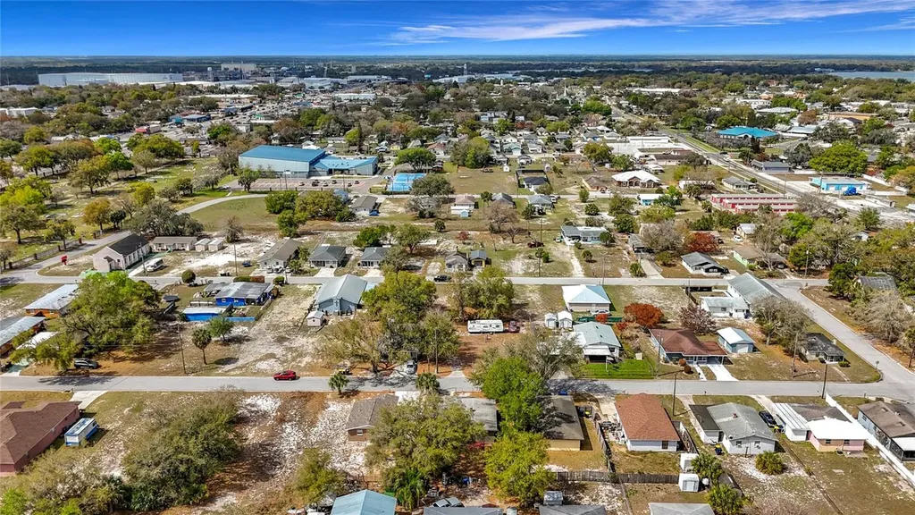 319 Leta Street Auburndale FL 33823