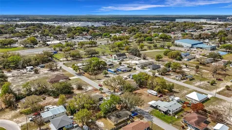 319 Leta Street Auburndale FL 33823