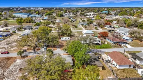 319 Leta Street Auburndale FL 33823