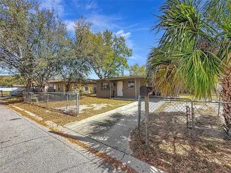 319 Leta Street Auburndale FL 33823