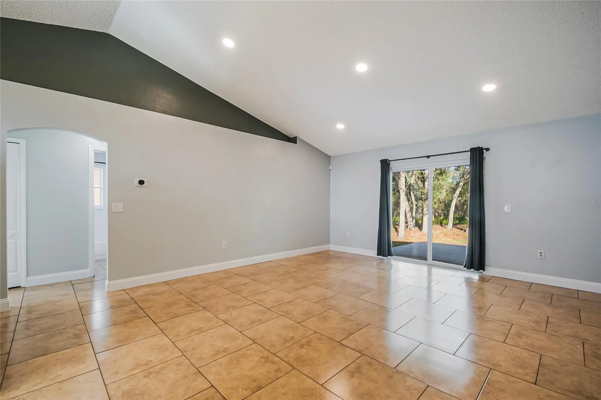 3110 Hallow Drive Deltona FL 32738