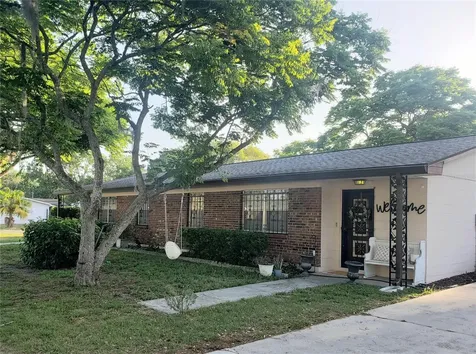 5652 18th Street Zephyrhills FL 33542