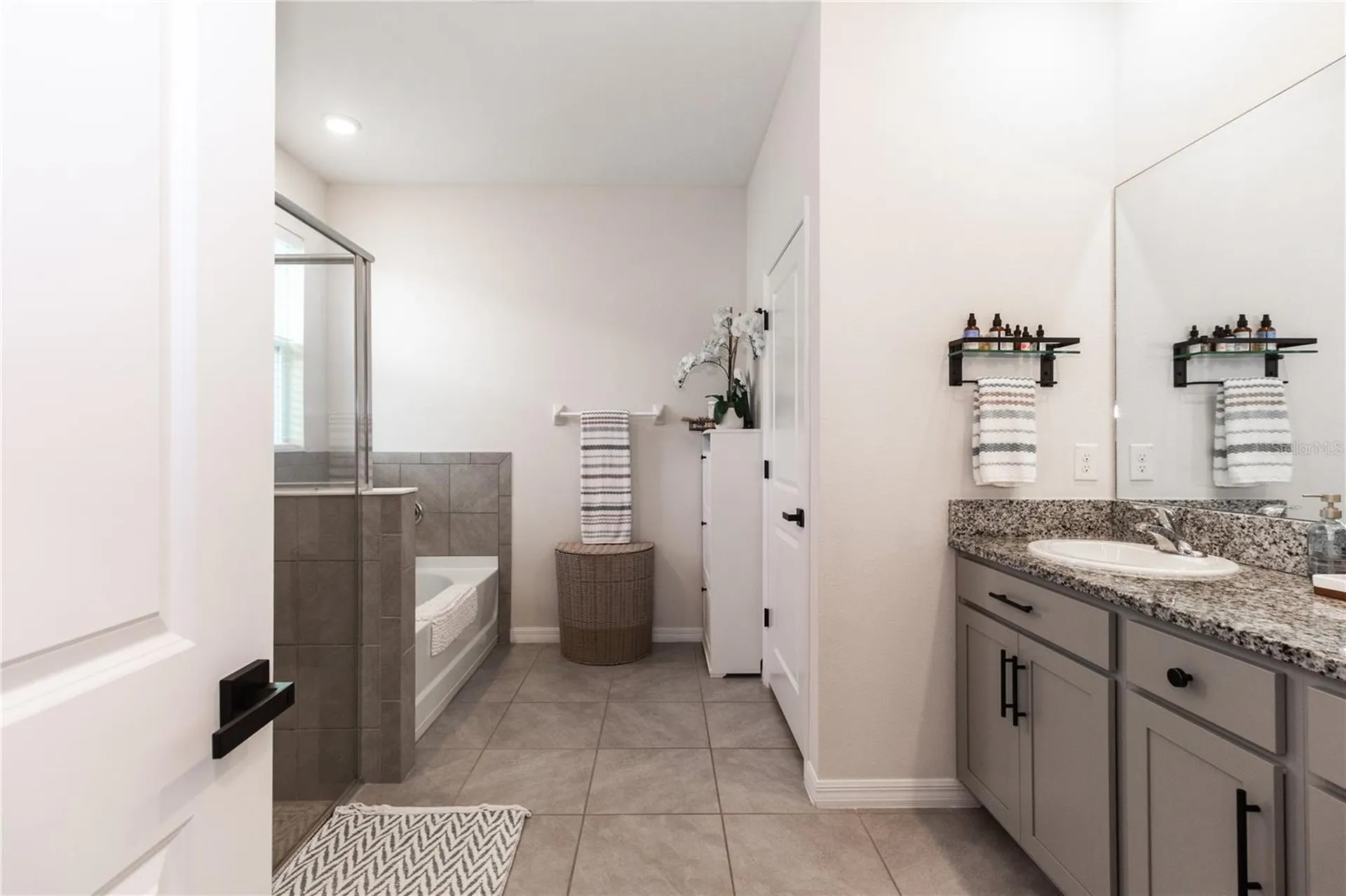 5460 Flint Hills Drive Wimauma FL 33598