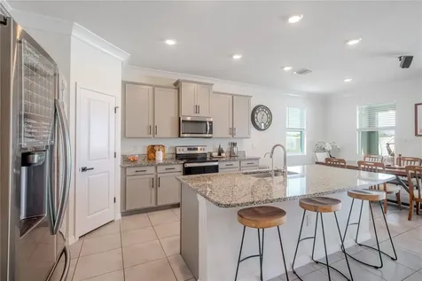 5460 Flint Hills Drive Wimauma FL 33598