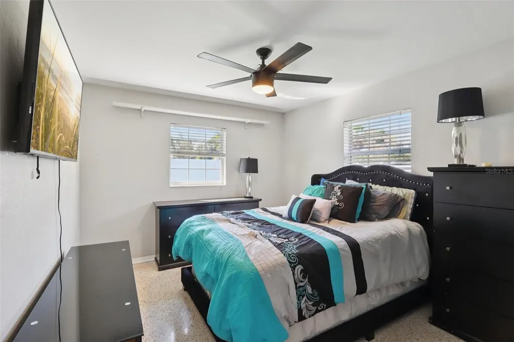 699 Pinellas Point Drive S St Petersburg FL 33705