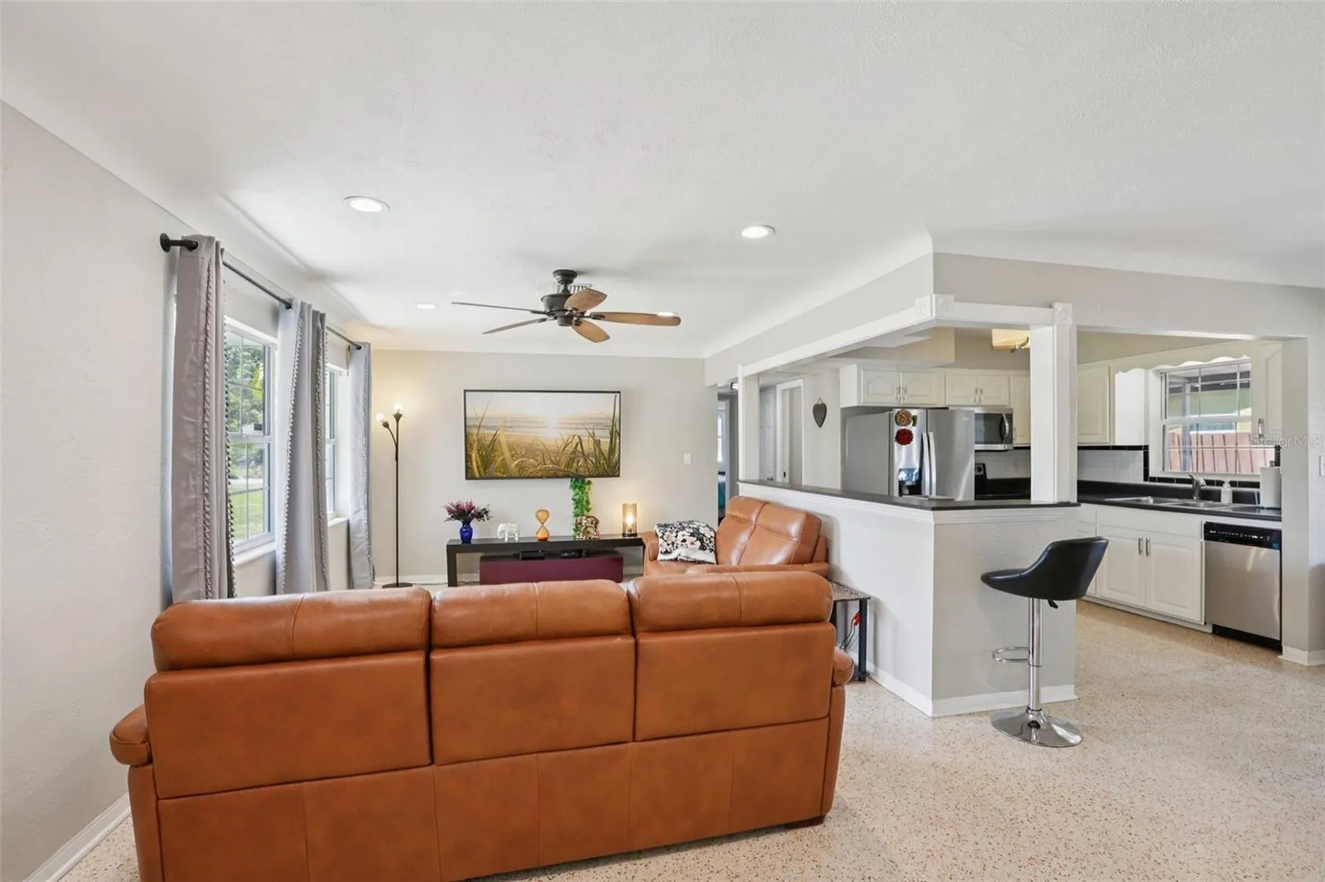 699 Pinellas Point Drive S St Petersburg FL 33705