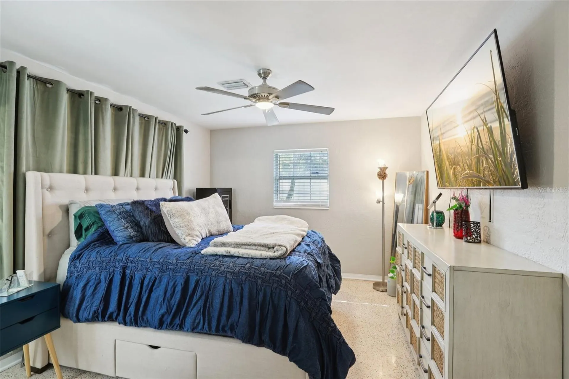 699 Pinellas Point Drive S St Petersburg FL 33705