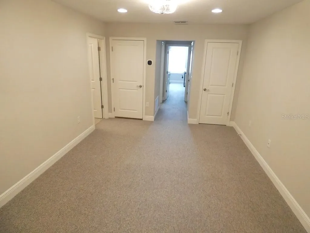 1505 Sunset Wind Loop Oldsmar FL 34677