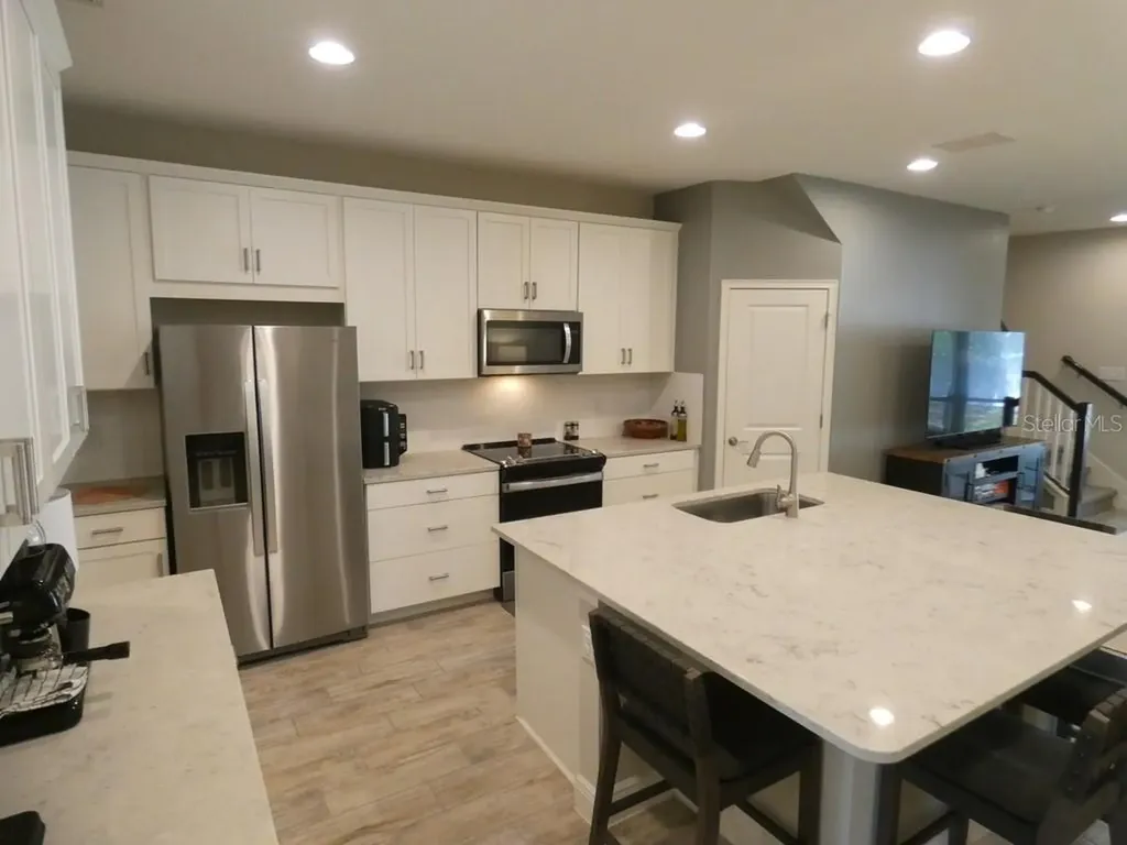 1505 Sunset Wind Loop Oldsmar FL 34677