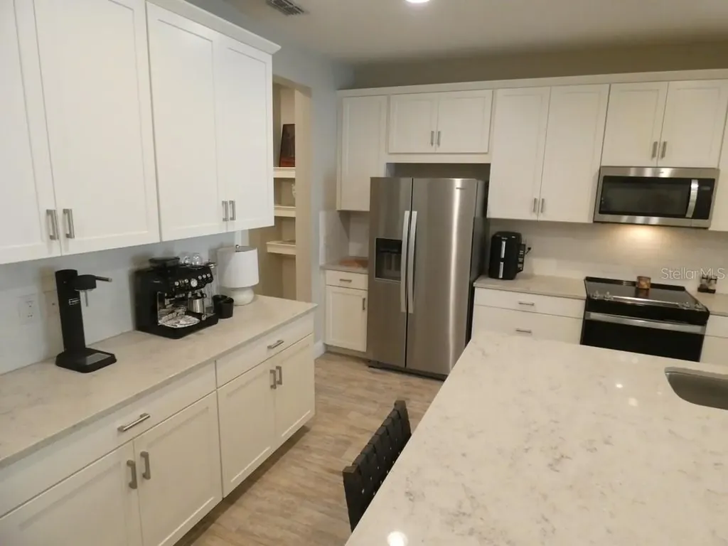 1505 Sunset Wind Loop Oldsmar FL 34677