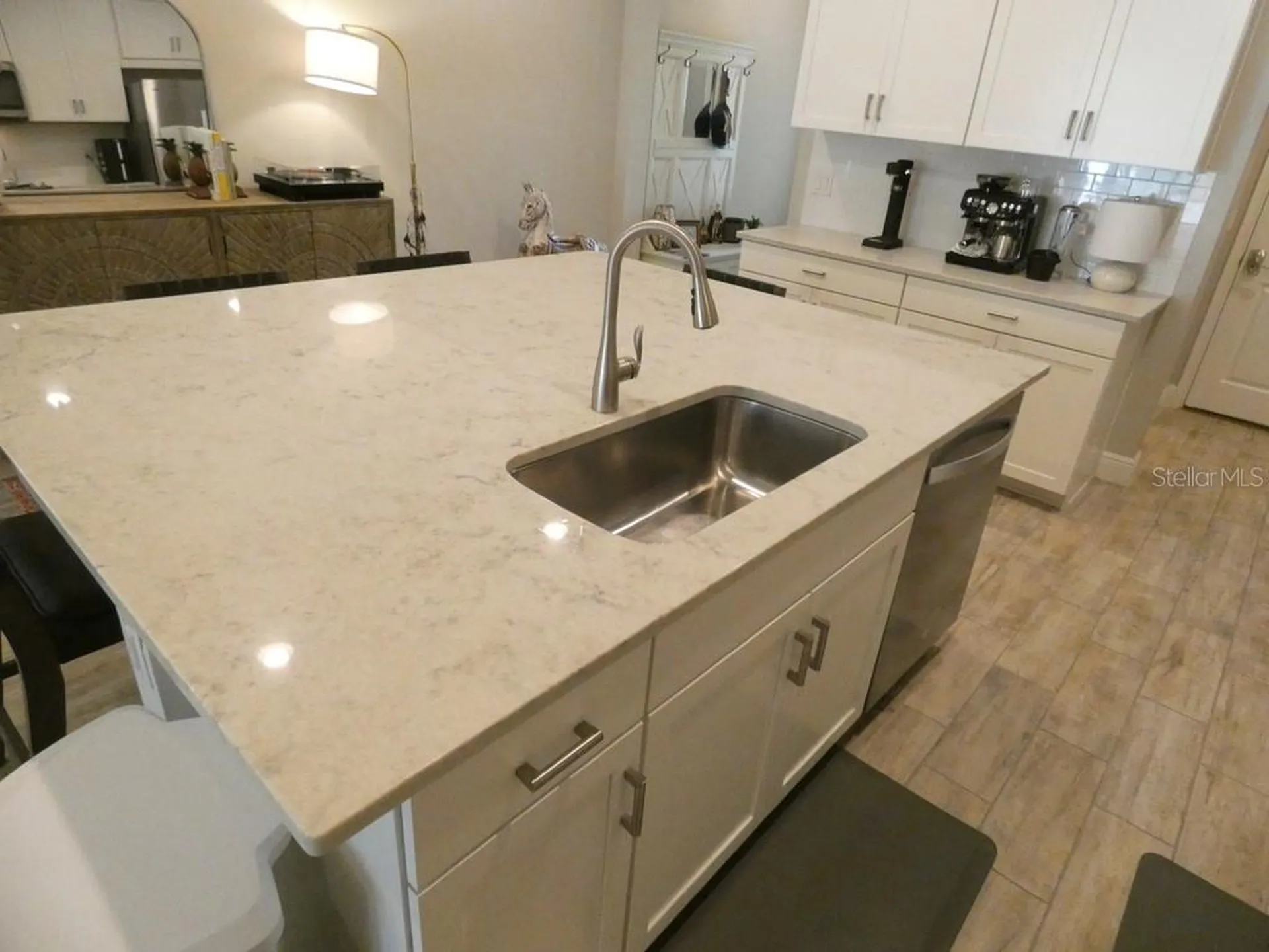 1505 Sunset Wind Loop Oldsmar FL 34677
