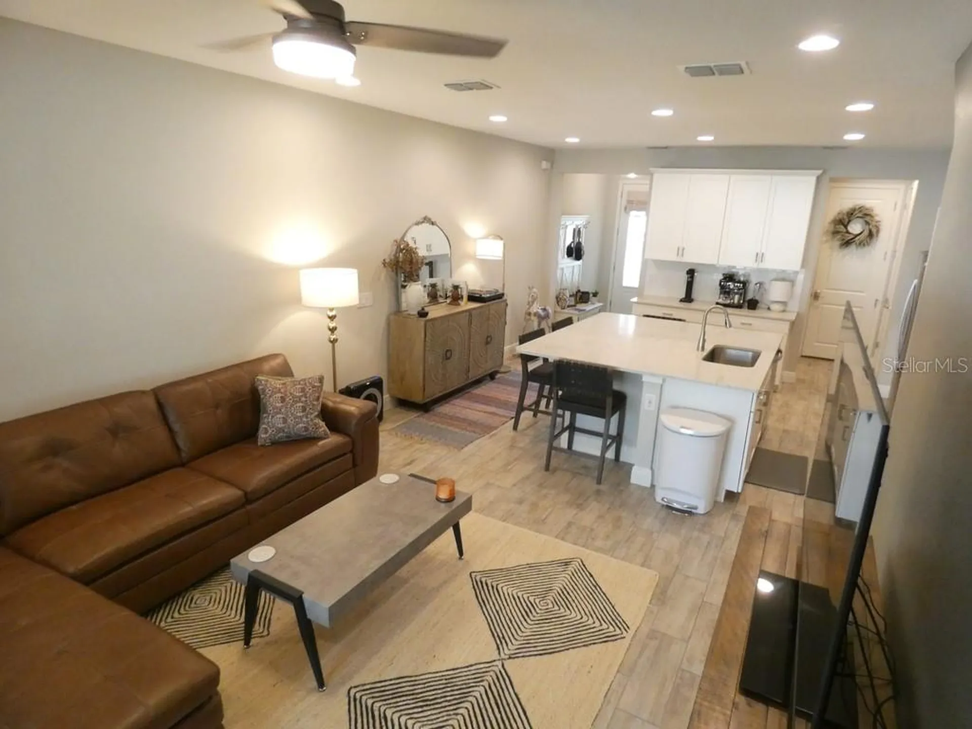 1505 Sunset Wind Loop Oldsmar FL 34677