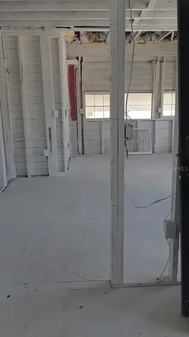 2703 N 9th Street Tampa FL 33605