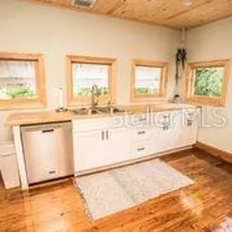 2703 N 9th Street Tampa FL 33605