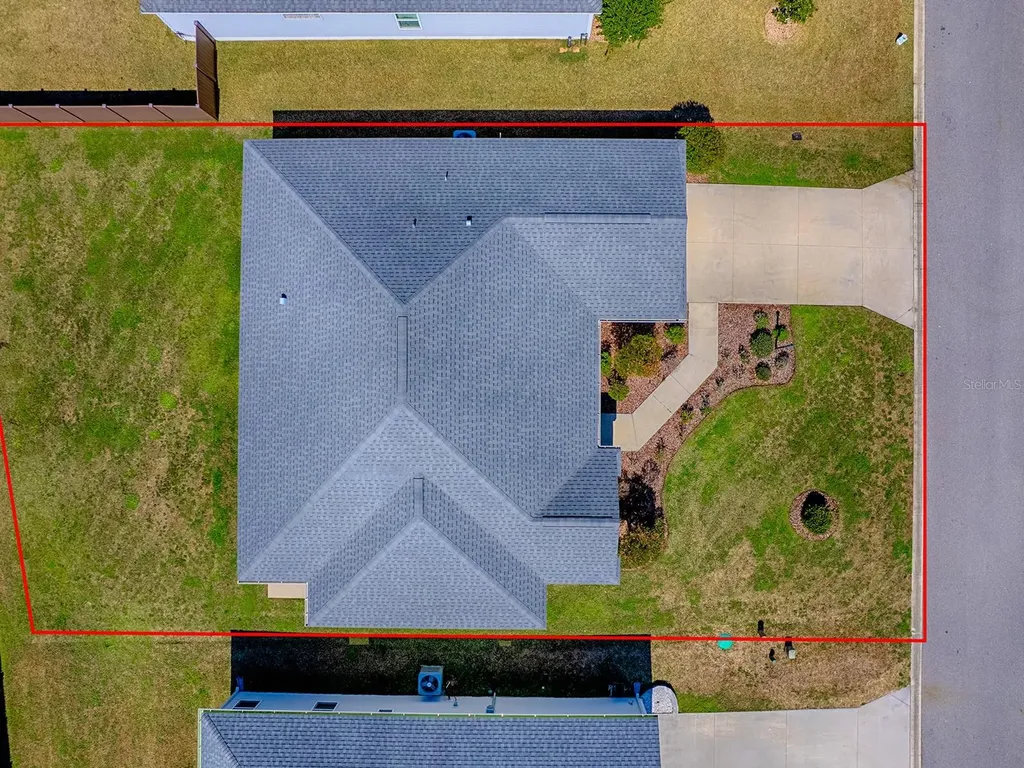 11368 Laufersky Lane Oxford FL 34484