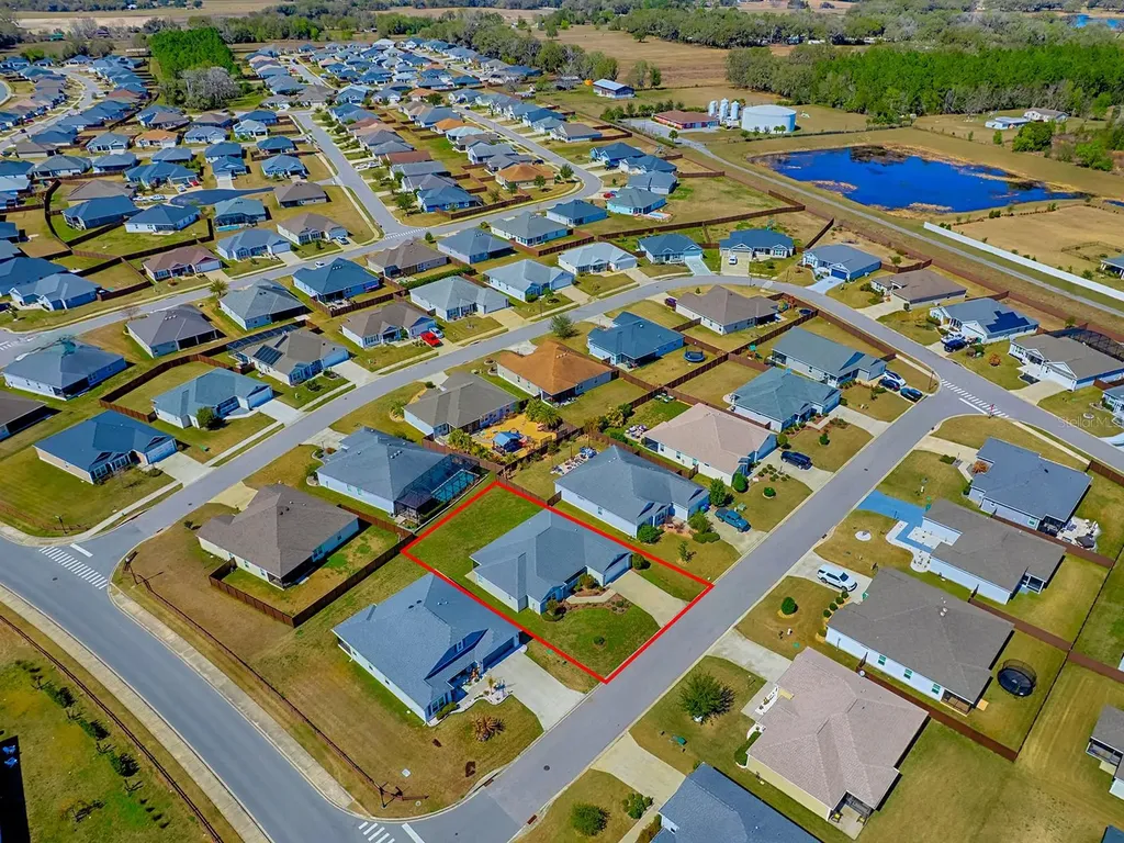 11368 Laufersky Lane Oxford FL 34484