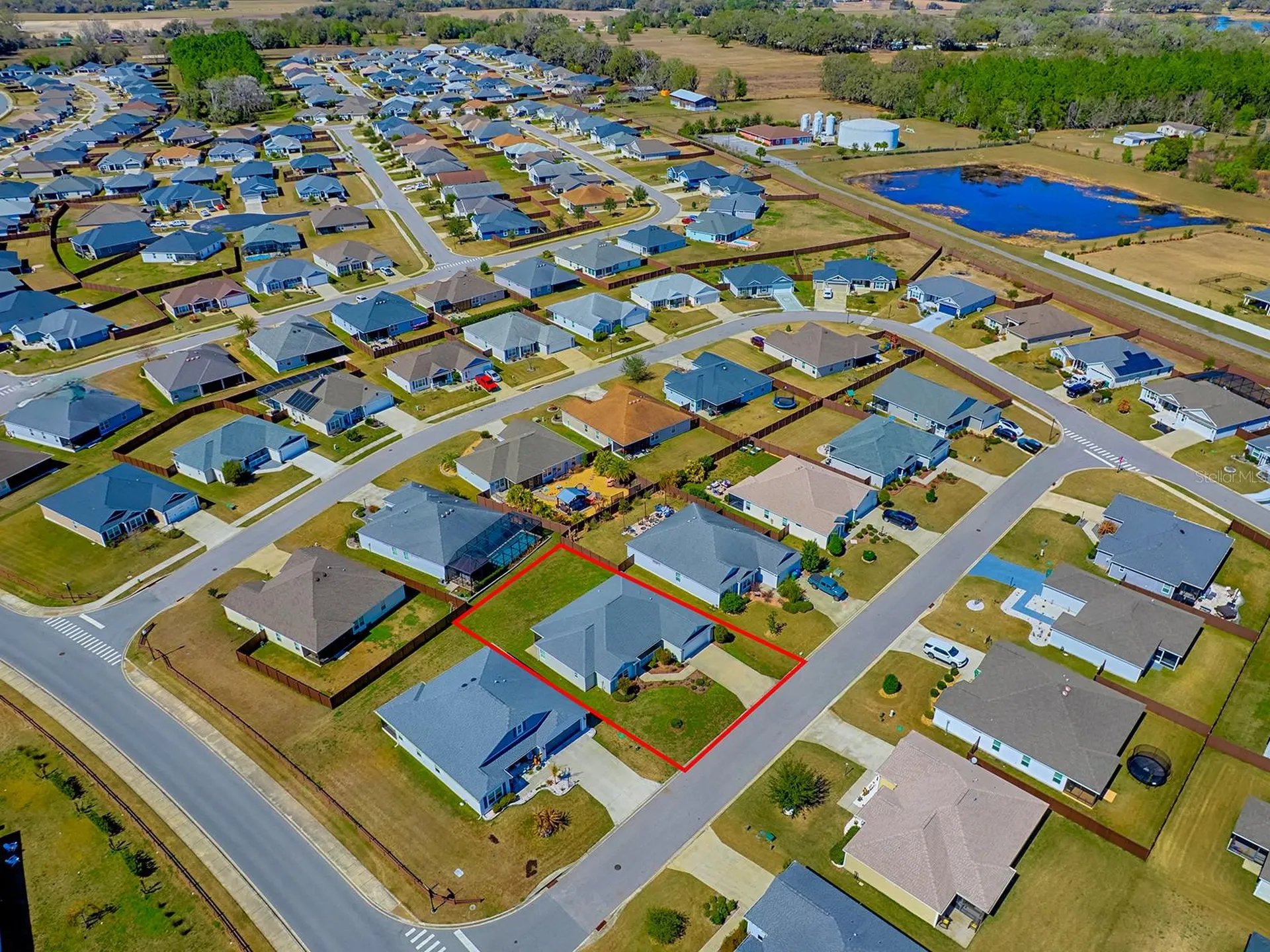 11368 Laufersky Lane Oxford FL 34484