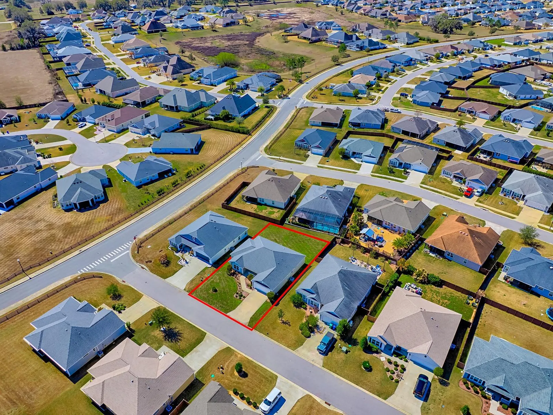 11368 Laufersky Lane Oxford FL 34484