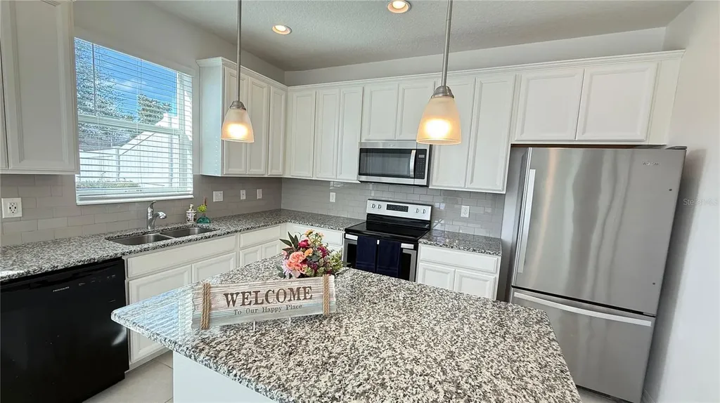 2564 Sedge Grass Way Orlando FL 32824