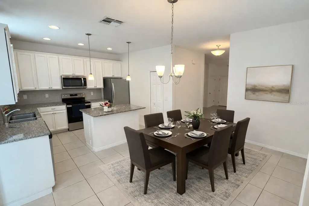 2564 Sedge Grass Way Orlando FL 32824